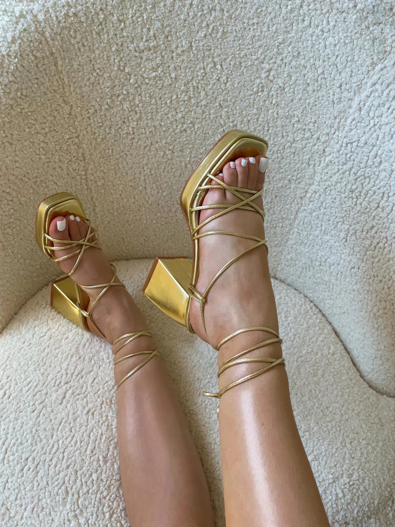 Fashion CASSY Brittany - Sandales Gold A Plateforme Et Fines Lanieres A Lacets