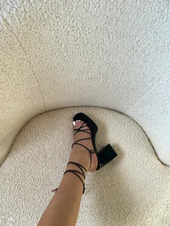 Online CASSY Brittany - Sandales Noires A Plateforme Et Fines Lanieres A Lacets