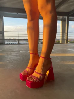 Cheap CASSY Holly - Sandales Roses A Plateforme Ornees De Strass Et A Talon Triangulaire Evase