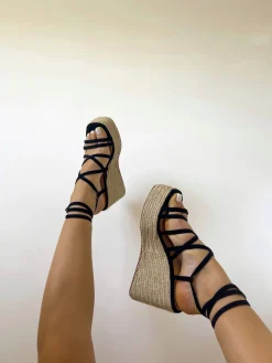 Flash Sale CASSY Maya - Espadrilles Noires Compensees A Brides Entrecroisees