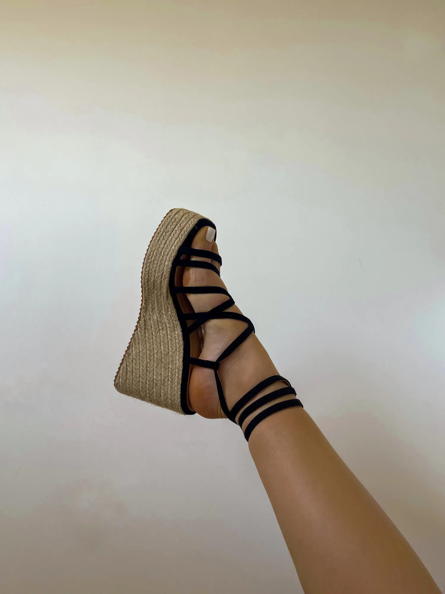 Flash Sale CASSY Maya - Espadrilles Noires Compensees A Brides Entrecroisees