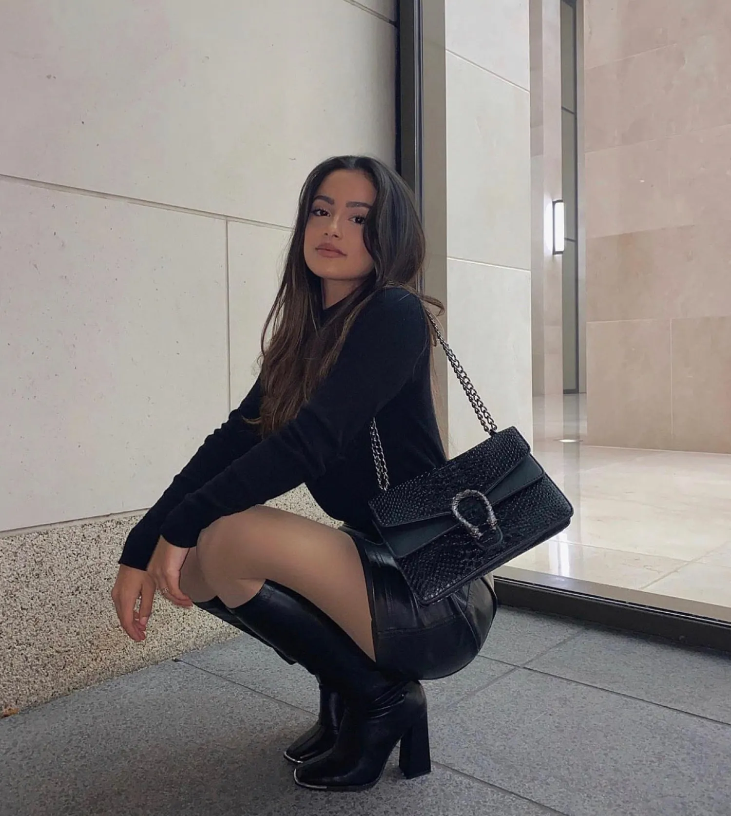 Shop CASSY Mila - Bottes Noires A Bout Carre Detail Argente