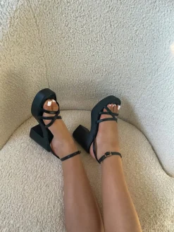 Flash Sale CASSY Miley - Sandales Noires A Plateforme Et Brides Fines