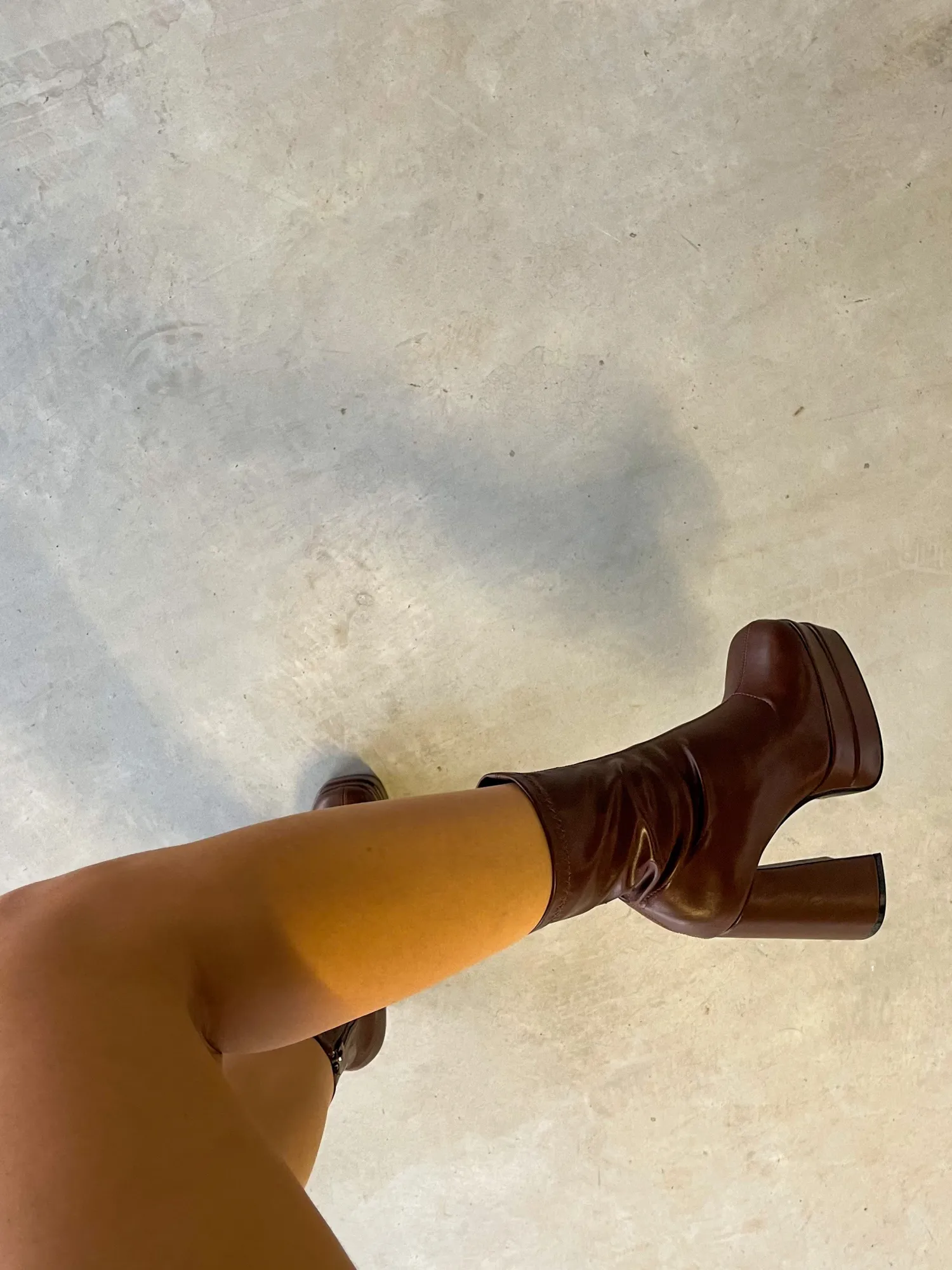 Discount CASSY Stella - Bottines Marrons Montantes A Plateforme En Simili Cuir Souple